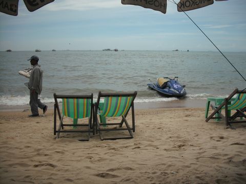 �p�^���r�[�`�ƃ^�g�D�[����q