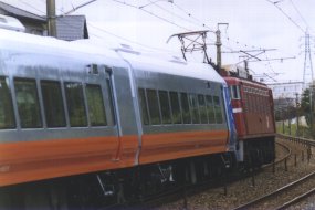 E653ko32.jpg (12923 �o�C�g)