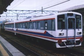 kankou03.jpg (15273 �o�C�g)