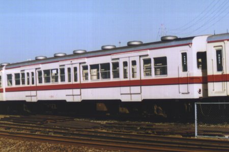 kih3516a.jpg (27024 �o�C�g)