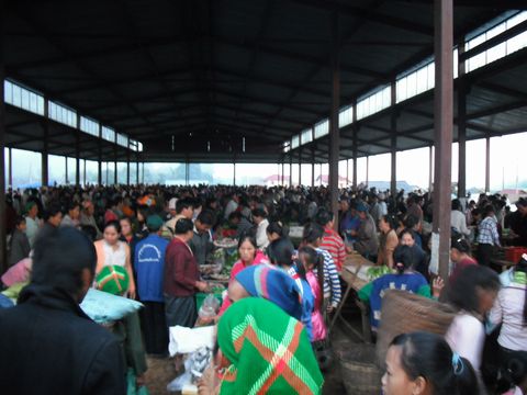 ���[�j���O�}�[�P�b�g