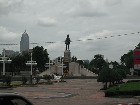 �����s�j����