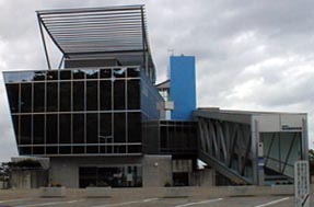 ��{���n�L�O��