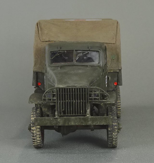 カーゴトラック救急車両_8