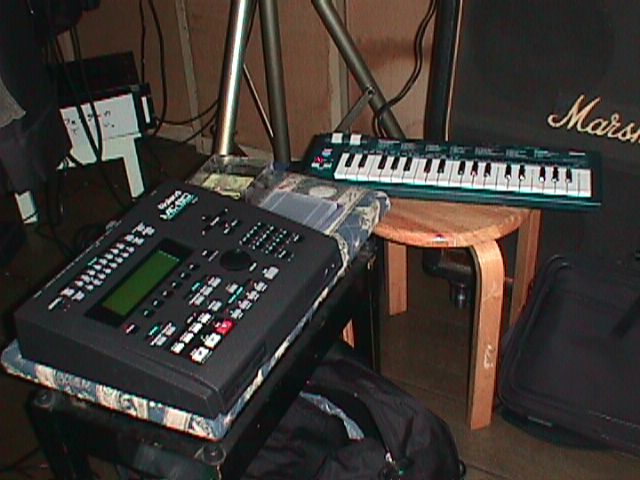 MC-80��MIDIKEYBOARD