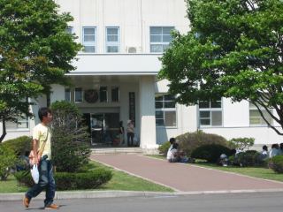 2004-08-08 12:02:40