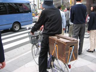 2004-05-02 13:27:24