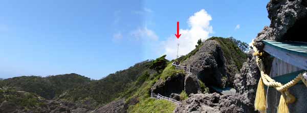 石室神社から陸側