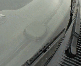 �A���e�i�̓t�����g�K���X�̉��ɐݒu