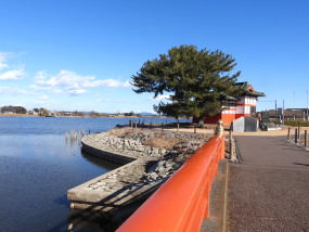 多々良沼浮島弁財天