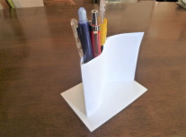 画用紙のペン立て