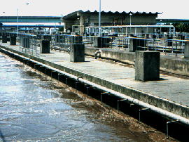 gesui04.jpg�^�G�A���[�V�����^���N