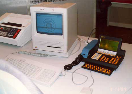 Mac SE at Hannover Messe '89