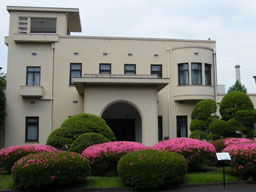 �������{�@