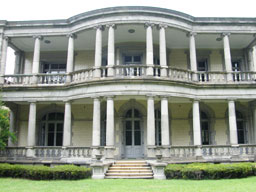 ���򏗎q��{��