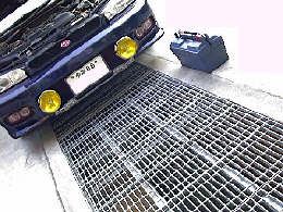 �s�b�g�ɃN���}������