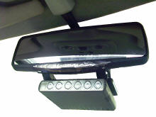 �R���g���[���[II �̓��[���~���[�}�E���g��