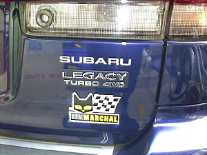 �����Q�[�g�E���ɓ\��t����ꂽ�G���u������