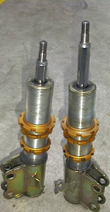 ���b�h���k�߁A��𗣂�������̗l�q