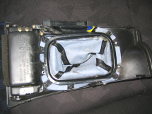 �����B�`�s�p�R���\�[���ɂl�s�p�u�[�c�����t���Ă���B