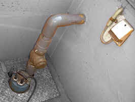 �ǖʐݒu�̓d���R���Z���g�i�R�A�j