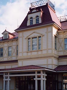 �J��̑��E�D�y�w