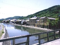 �鉺�̊X����