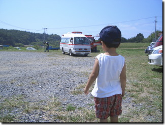 �b���͒��ԏ�ɒ�Ԃ����~�}�ԂƏ��h�Ԃ��C�ɂȂ��ē����܂���ł���