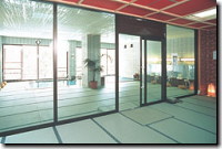 �����~���C