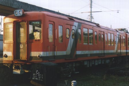moh2215a.jpg (25403 oCg)