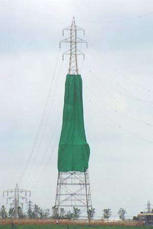 キャミソール鉄塔