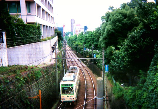 �s�d�r���