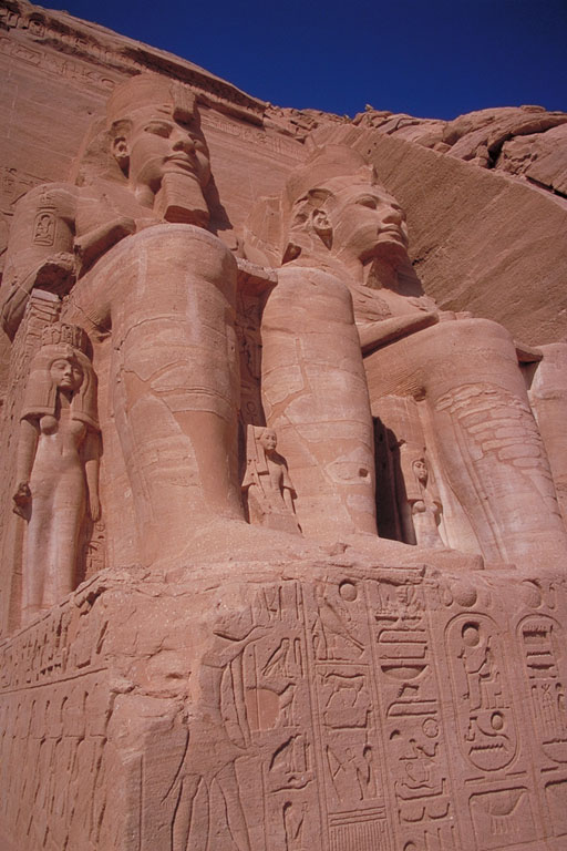 AuVx Abu Simbel