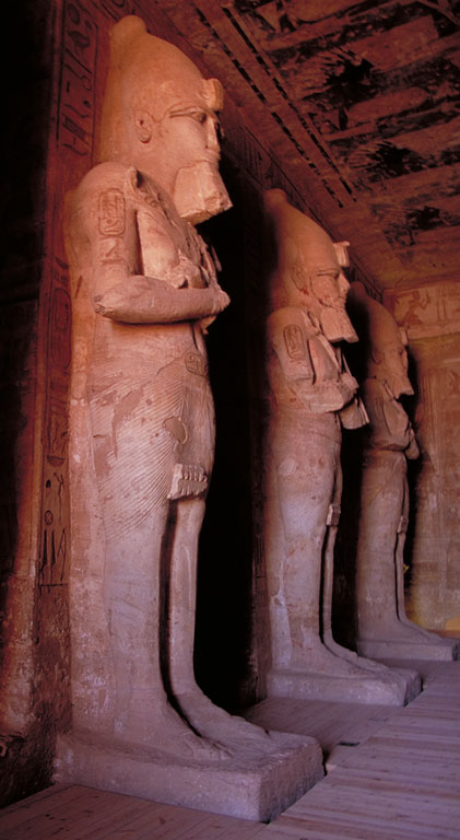 AuVx Abu Simbel