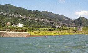 ��݂苴