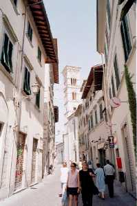 �v���[�g�̊X��