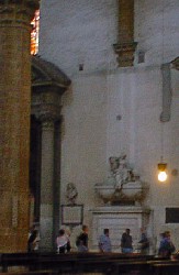 �T���^�N���[�`�F����^�}�L���x�b���̕�W