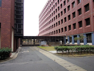 f_sangyoika2.jpg(44634 byte)