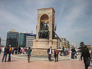 トルコ共和国独立記念碑