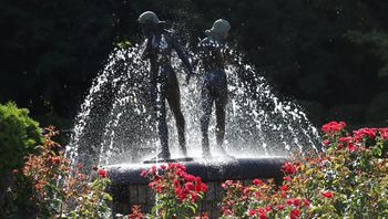 �������������i���������j