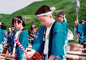 �^���ȕ\��ő��ۂ�ł�