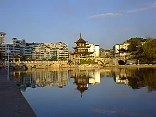 ����͂ƍb�G�O