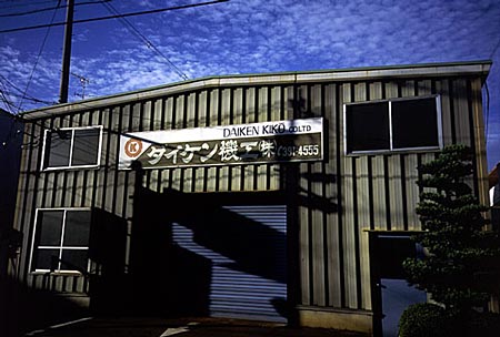 �R���p�N�g�J�����@RICOH R1�̉摜