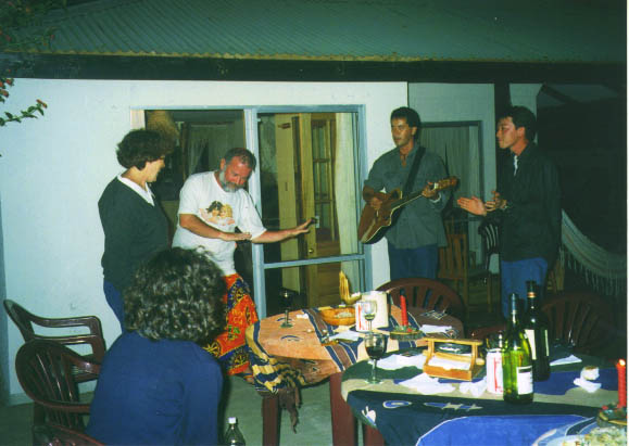 �z�e���E�}�i�E�o�C