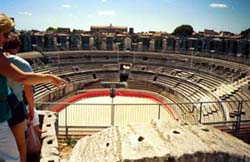 Arles12.jpg (20582 �o�C�g)