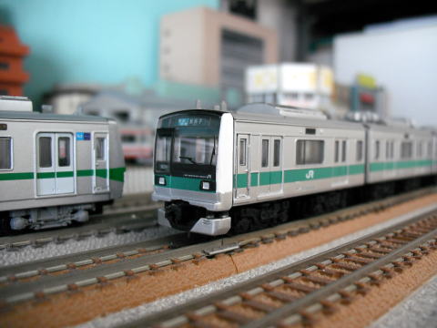 E233系2000番台　常磐緩行線