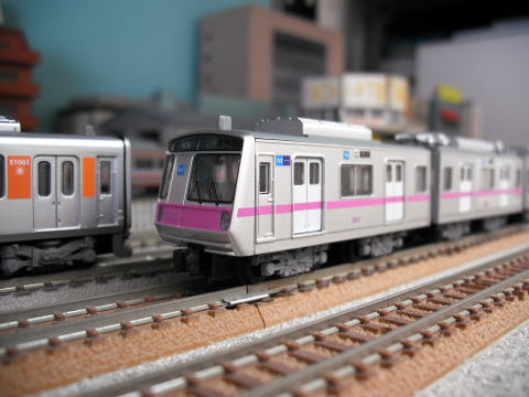 東京メトロ8000系