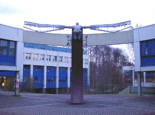 ����������c