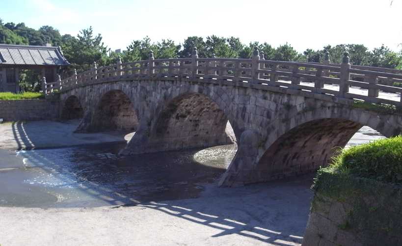 46-01-04.jpg