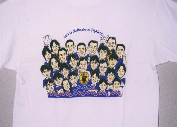 T-shirt: FIFA World Cup 1998 Japan official merchandise goods.